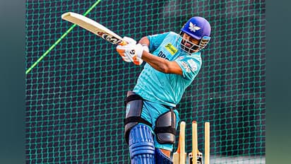 IPL 2025: LSG skipper Rishabh Pant shares a message with his teammates during the meeting (WATCH)