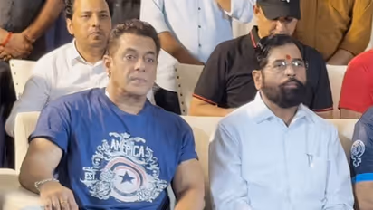 Salman Khan, Eknath Shinde support TB Mukt Bharat campaign at Awareness Cricket Match