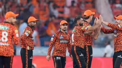 ബട്ലര് സംപൂജ്യന്! തിരിച്ചടിച്ച് സണ്റൈസേഴ്സ് ഹൈദരാബാദ്; ഗുജറാത്ത് ടൈറ്റന്സിന് രണ്ട് വിക്കറ്റ് നഷ്ടം