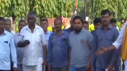 Auto Drivers arrive at the Vidhan Sabha. (Photo/ANI)