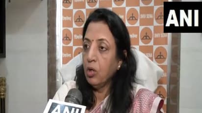Shiv Sena leader Manisha Kayande (Photo/ANI)