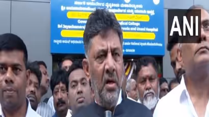 Karnataka Dy Chief Minister Shivakumar directs officials to prevent flow of sewage water into Bengaluru lakes