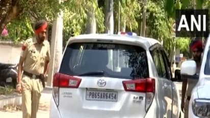 Punjab Police's Counter Intelligence team arrives Partap Singh Bajwa's residence in Chandigarh (Photo/ANI)