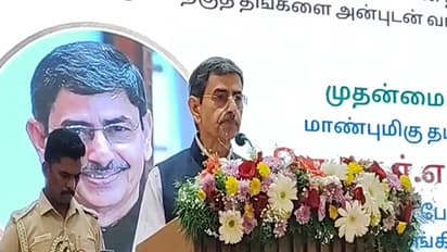 மாணவர்களை 'ஜெய் ஸ்ரீ ராம்' என கோஷம் போட வைத்த ஆளுநர் ரவி! வலுக்கும் கண்டனம்!