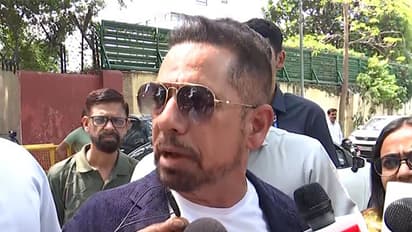 குருகிராம் நில மோசடி வழக்கு: ED அலுவலகத்தில் ராபர்ட் வதேரா ஆஜர்