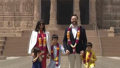 அமெரிக்க துணை ஜனாதிபதி ஜே.டி. வான்ஸ் அக்ஷர்தாம் கோயிலுக்கு வருகை!