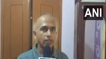 The family of Pahalgam terror attack victim Manjunath mourns as they await his body in Shivamogga (Photo/ANI)