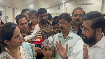 Maharashtra Deputy CM Eknath Shinde meets stranded tourists (Photo/X@mieknathshinde)