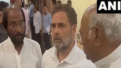 பஹல்காம் சம்பவம்! மத்திய அரசின் பயங்கரவாத எதிர்ப்பு நடவடிக்கைக்கு எதிர்க்கட்சிகள் முழு ஆதரவு! 