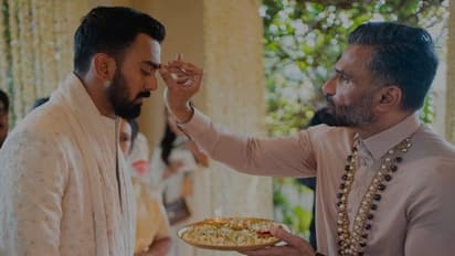 Suniel Shetty and KL Rahul (Image source: Instagram)