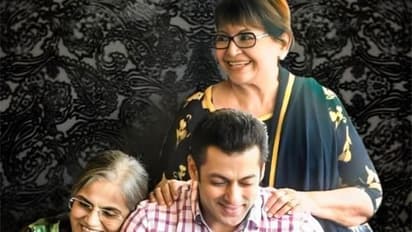 Salman Khan with Salma Khan and Helen (Photo/instagram/@beingsalmankhan)