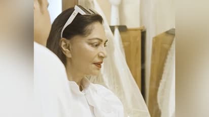 Simi Garewal (Image source: Instagram/ @simigarewalofficial) 