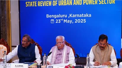 Union Minister Manohar Lal during the meeting (Photo/ ANI)