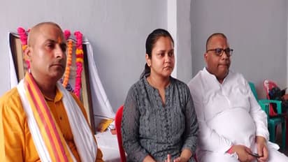 Family members of Pahalgam victim Shubham Dwivedi (Photo/ANI)