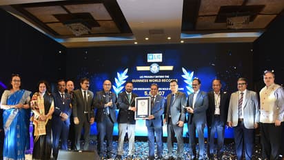 Life Insurance Corporation of India Achieves GUINNESS WORLD RECORDSTM Title for the “MOST LIFE INSURANCE POLICIES SOLD IN 24 HOURS” (Image: LIC)
