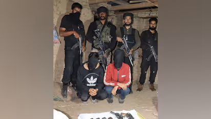 Two LeT hybrid terrorists (Photo/Shopian Police)