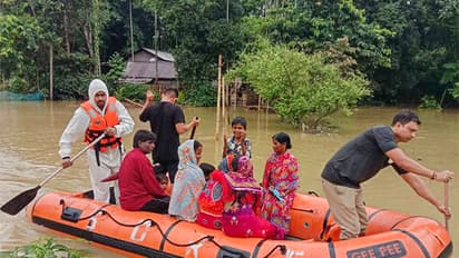 SDRF Assam personnel rescues victims from inundated areas during a flood relief operation (Photo/ANI) 
