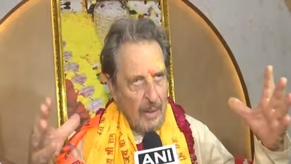 Errol Musk, father of Elon Musk, at Hanumangarhi Temple  (Photo/ANI)