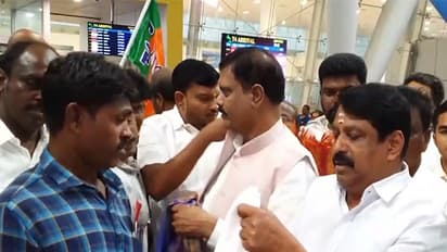 Tamil Nadu: Fishermen stranded in Iran returned to Chennai, gets welcome from BJP (Photo/ANI)