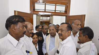 Advocates met Chief Minister Siddaramaiah at his residence (Photo/ANI) 