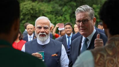 Prime Minister Narendra Modi shares ‘Chai Pe Charcha’ with UK PM Keir Starmer at Chequers, strengthening India-UK ties (Image: X/@narendramodi)