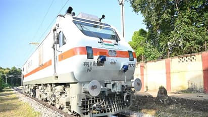 Indian Railways commissions first removable solar panel system between tracks (Photo/X:@RailMinIndia)