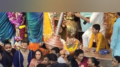 Actor Anil Kapoor and his wife Sunita (Image source: ANI)