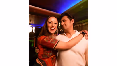 Sonu Nigam and Ishitta Arun (Image source: Instagram/@ishitta.arun)