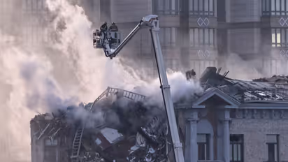 যুদ্ধবিরতি ঘোষণার পরেও হামলা, গাজায় ইজরায়েলি হানায় নিহত ৩০ জন প্যালেস্তানীয়