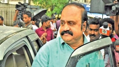 எடப்பாடியை நம்பாத அதிமுக தொண்டர்கள்...! தமிழகத்தில் விரைவில் மாற்றம் வரும் என்கிறார் புகழேந்தி!