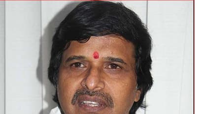 Director S Narayan donates eyes