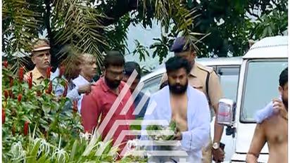 Dileep reaches home to attend father's death anniversary rituals