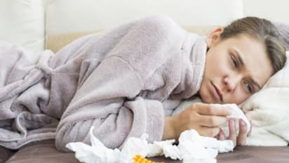 நீங்கள் நோய் வாய்பட்டிருக்கும்போது இந்த உணவுகளை சாப்பிடாமல் இருப்பது ரொம்ப நல்லது...