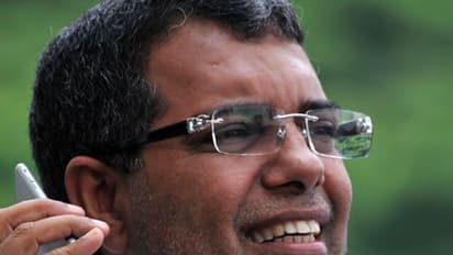 വീഡിയോ: അബ്ദുല്ലക്കുട്ടി പാടുന്നു!