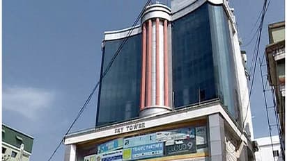 കോഴിക്കോട് 3 ആശുപത്രികള്ക്കും ഷോപ്പിങ് ക്ലോംപ്ലക്സുകള്ക്കും അടച്ചുപൂട്ടല് നോട്ടീസ്