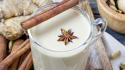 ചൂടുപാലാണോ തണുത്ത പാലാണോ ആരോഗ്യദായകം?