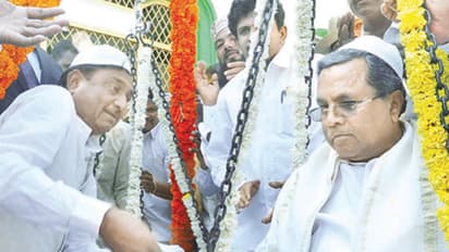 ಲಕ್ಷ್ಮೇಶ್ವರದ ದರ್ಗಾದಲ್ಲಿ ಸಿಎಂಗೆ ತುಲಾಭಾರ