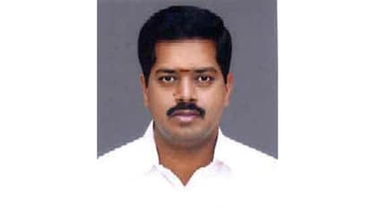 அணி மாறும் முன்னரே மா.செ எம்பியை நீக்கிய சசிகலா - வெலவெலத்து போன கார்டன்