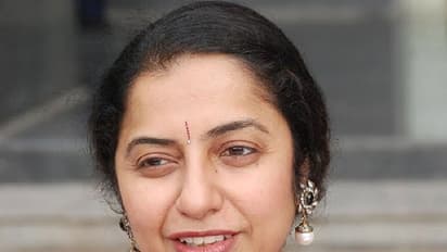 Evergreen actress Suhasini to direct Kannada film