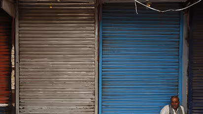 Jammu and Kashmir: Normal life affected after trade bodies call valley-wide strike