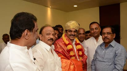 Will the new AICC state In-charge wash off the BJP wave in Karnataka?