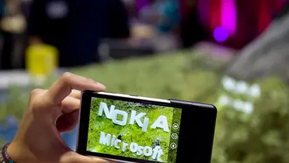 Microsoft might move out of mobile phone business