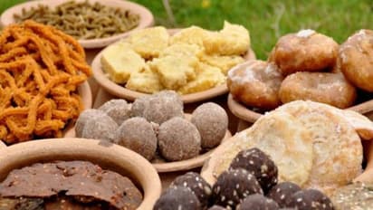 பாரம்பரிய உணவுத் திருவிழா - மல்டிகிரைன் கேக், கறிவேப்பிலை கீர் என்று வெளுத்து வாங்கிய மக்கள்...