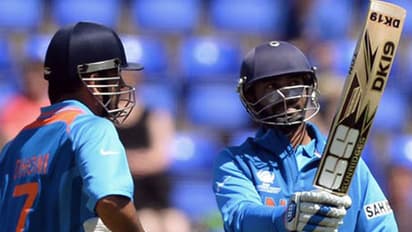 ಧೋನಿ ನಾನು ಕಲಿಯುತ್ತಿರುವ ಕಾಲೇಜಿನ ಟಾಪರ್