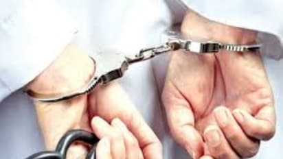 వరంగల్ లో ఆస్పత్రి పెట్టేశాడు: యూట్యూబ్ చూస్తూ అబార్షన్లు చేస్తున్నాడు