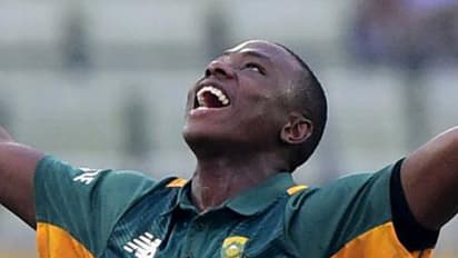 ಧವನ್'ಗೆ ವ್ಯಂಗ್ಯದ ಸೆಂಡ್'ಅಫ್ ಕೊಡಲು ಹೋಗಿ ದಂಡ ತೆತ್ತ ರಬಾಡ