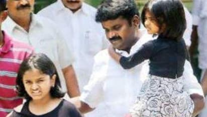 விஜயபாஸ்கரின் சமையல்காரர் பெயரில் சொத்து - ஆவணங்கள் பறிமுதலில் அம்பலம்...!!!