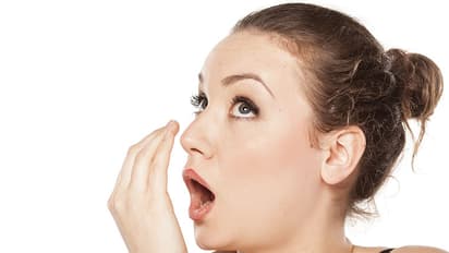 വായ്നാറ്റം അകറ്റാനുള്ള എളുപ്പവഴികള്