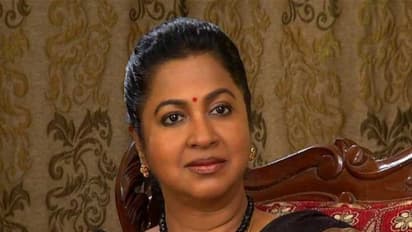 ஏன் இப்படி ஒரு முடிவு? ரசிகர்களை அதிர்ச்சியில் ஆழ்த்திய ராதிகா!