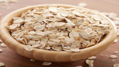 ஓட்ஸ் என்னும் புல்லரிசி உணவில் அடங்கி இருக்கும் மருத்துவ பலன்கள்…